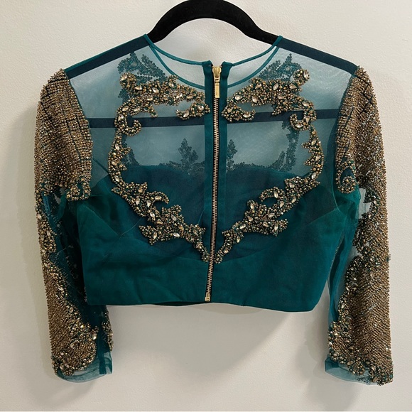 Falguni Shane Peacock Couture Foil Lehenga Wedding Couture - Picture 4 of 16